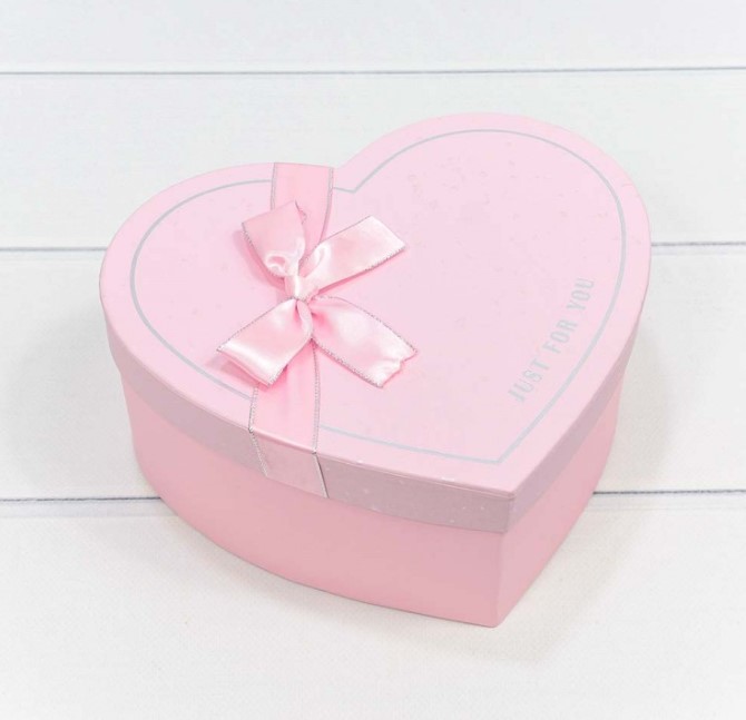 Коробка"Сердце с бантом " 19,2*17*7,5 см, Розовый