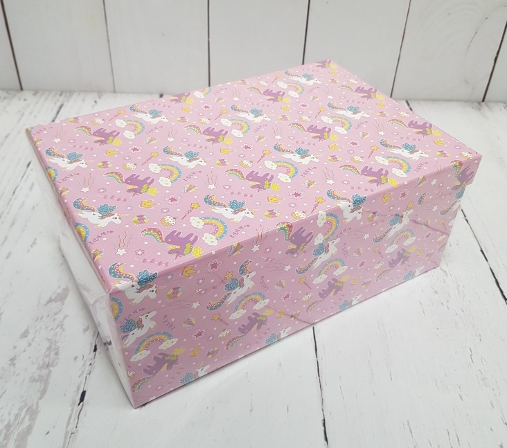 Коробка подарочная "Милые единороги"   19*13*8 см